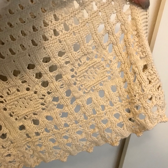 Cream crochet cardigan - Picture 4 of 4